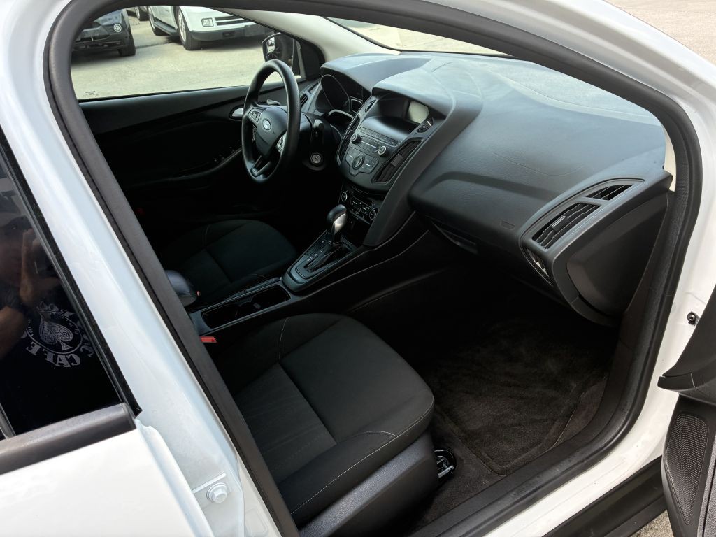 2018 Ford Focus Image 6