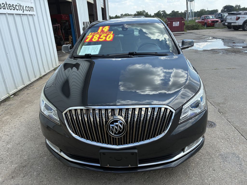 2014 Buick Lacrosse Image 2