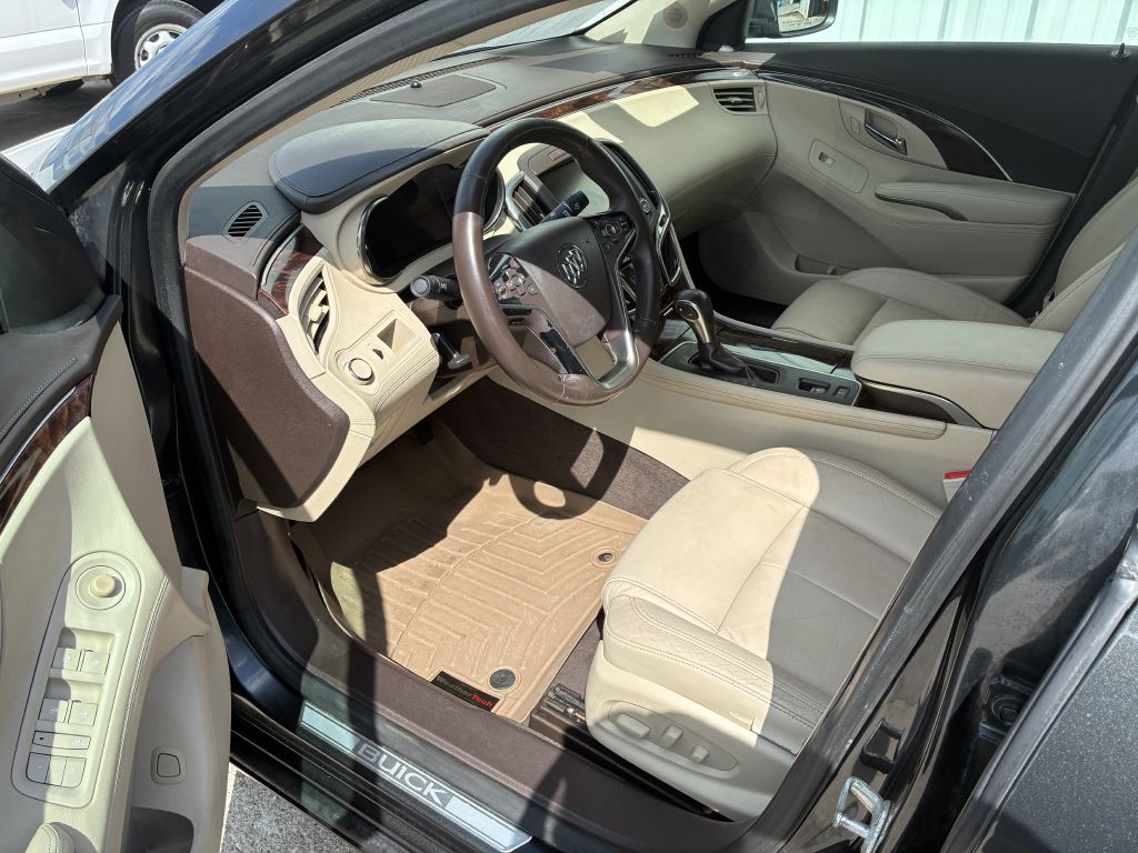 2014 Buick Lacrosse Image 4