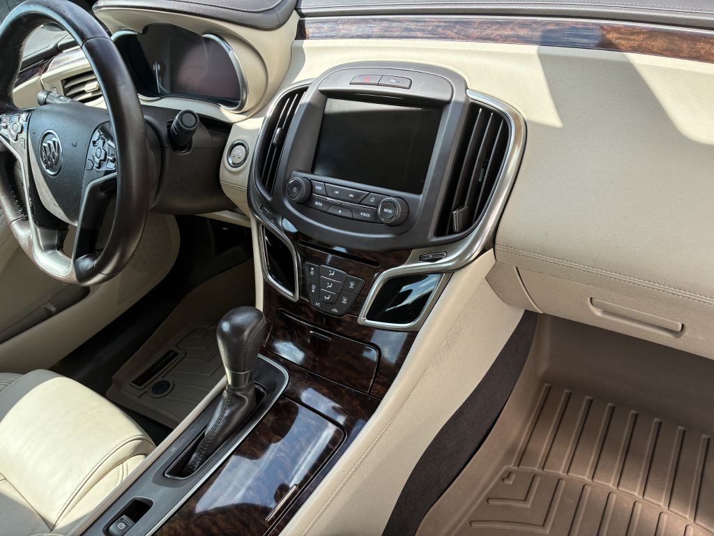 2014 Buick Lacrosse Image 6