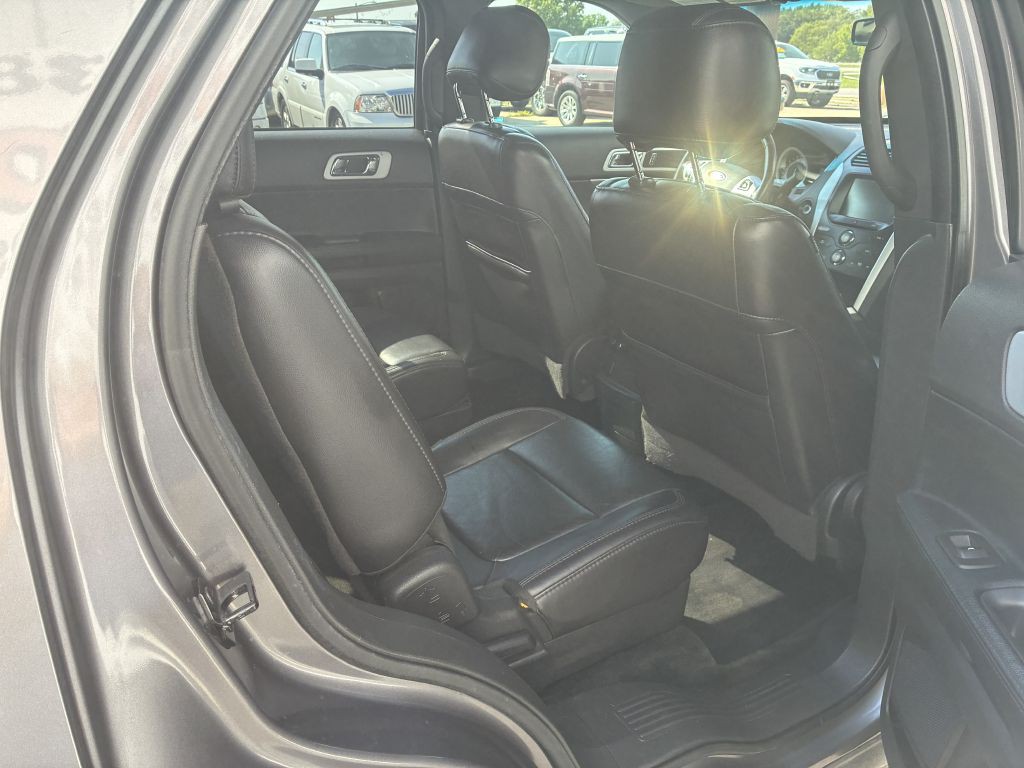 2013 Ford Explorer Image 7