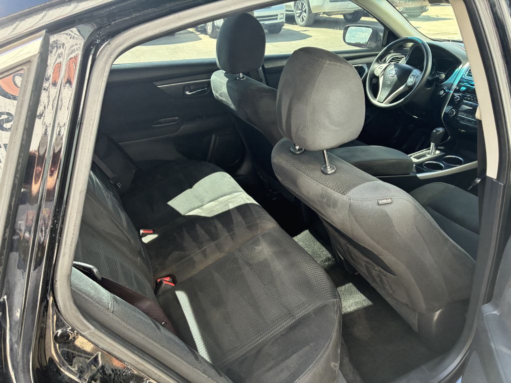 2015 Nissan Altima Image 6