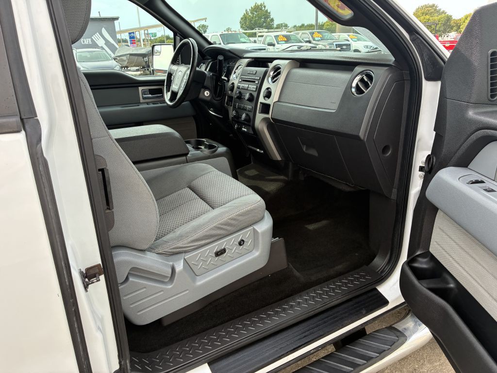 2011 Ford F-150 Image 6