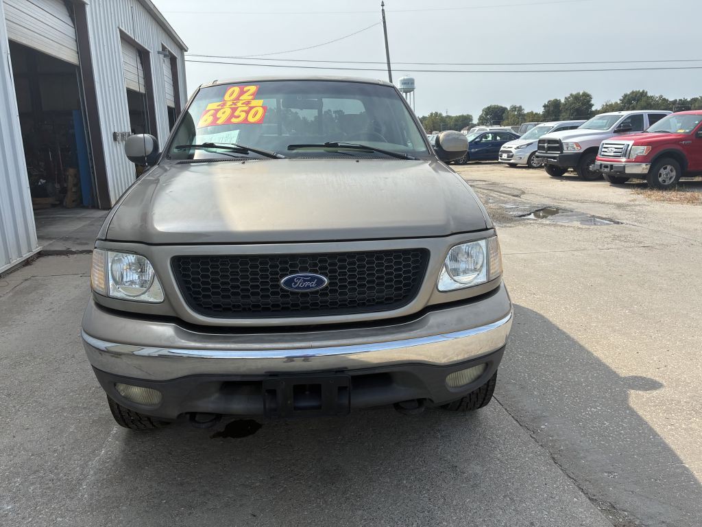2002 Ford F-150 Image 2