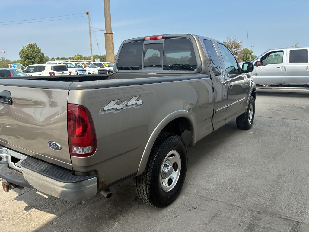 2002 Ford F-150 Image 10
