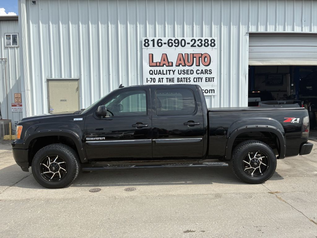 2011 GMC Sierra Image 1