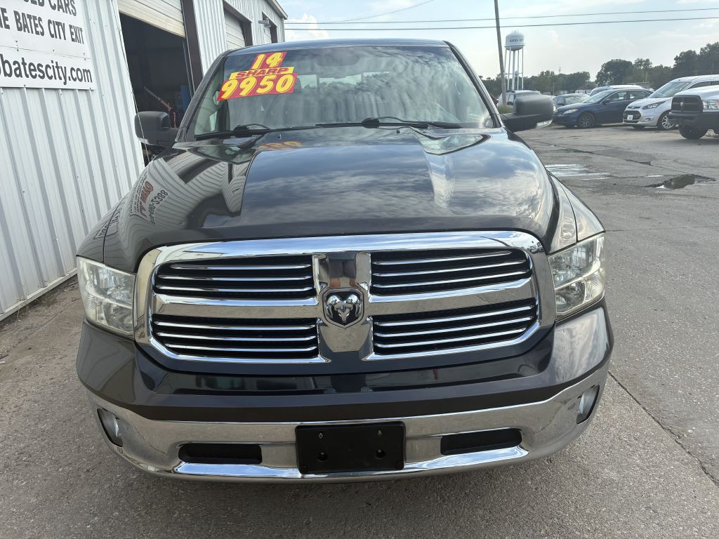 2014 RAM 1500 Image 2