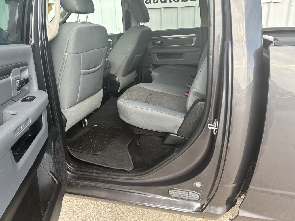 2014 RAM 1500 Image 6