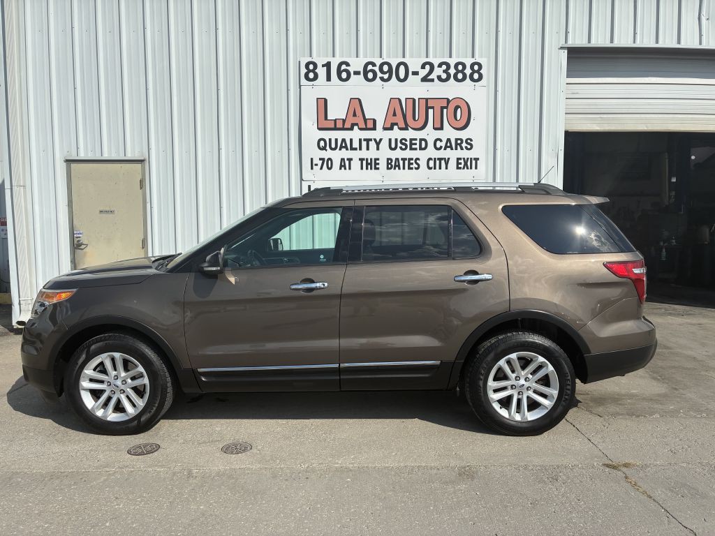 2015 Ford Explorer Image 1