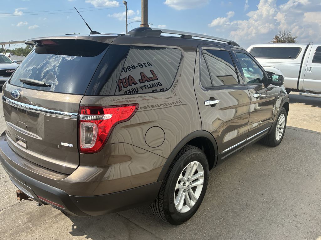 2015 Ford Explorer Image 10