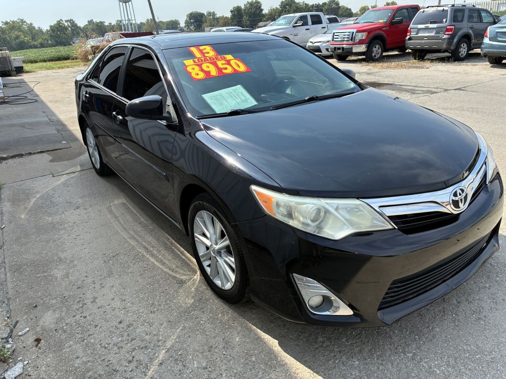 2013 Toyota Camry Image 9