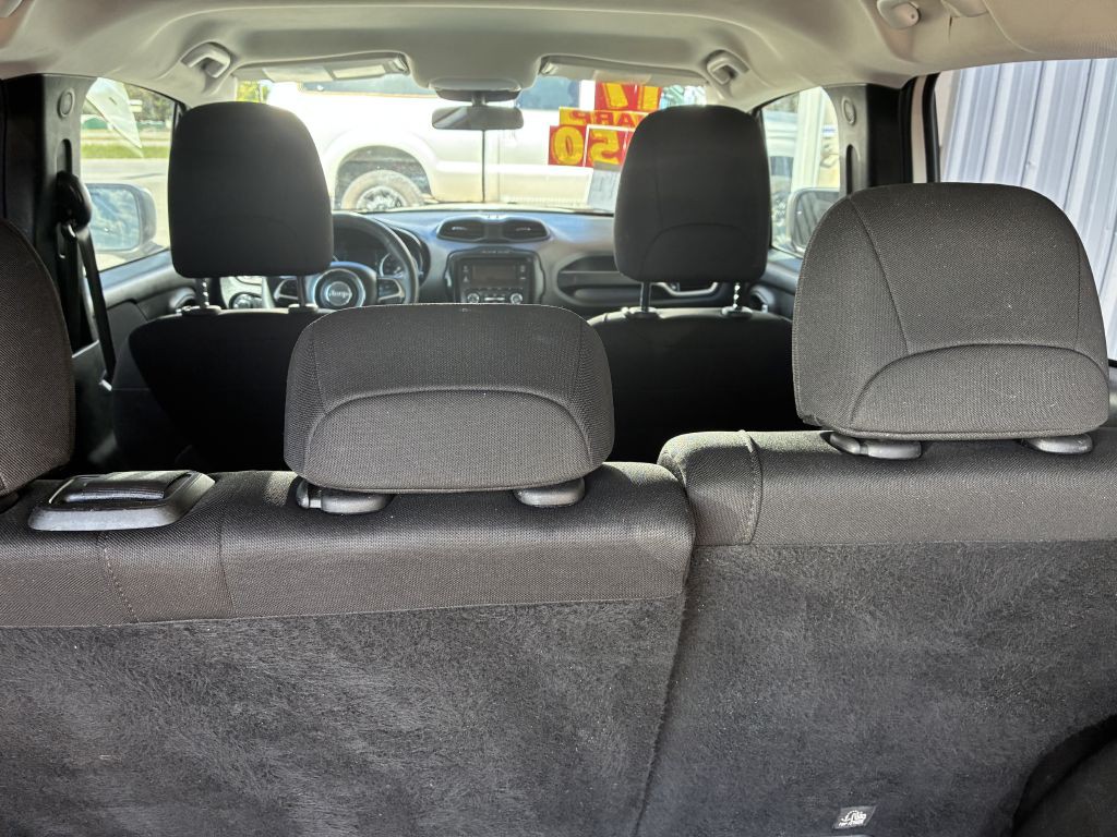 2017 Jeep Renegade Image 7