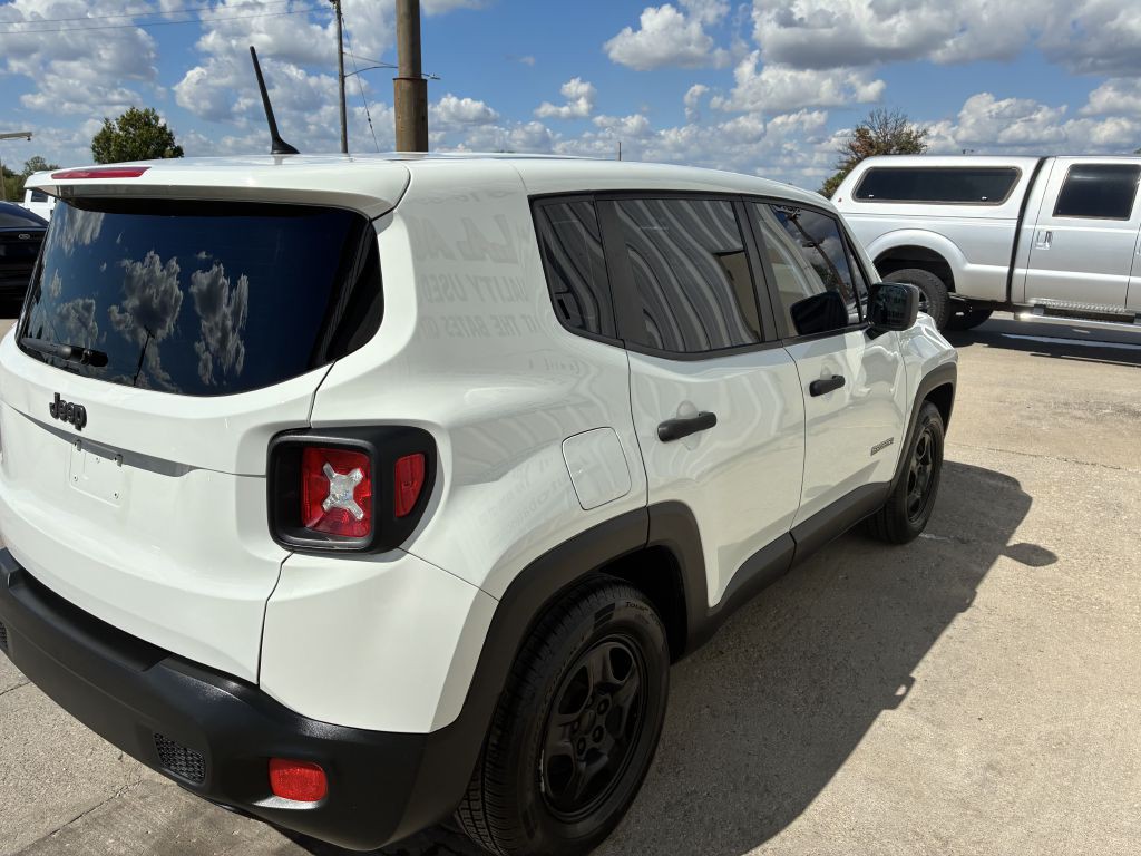 2017 Jeep Renegade Image 12