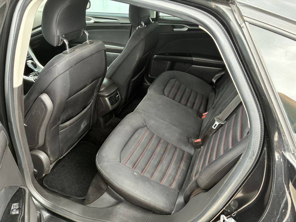 2013 Ford Fusion Image 5