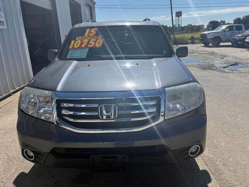 2015 Honda Pilot Image 2