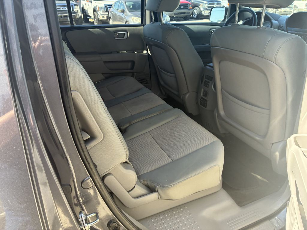 2015 Honda Pilot Image 9