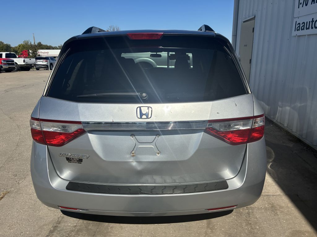 2011 Honda Odyssey Image 3