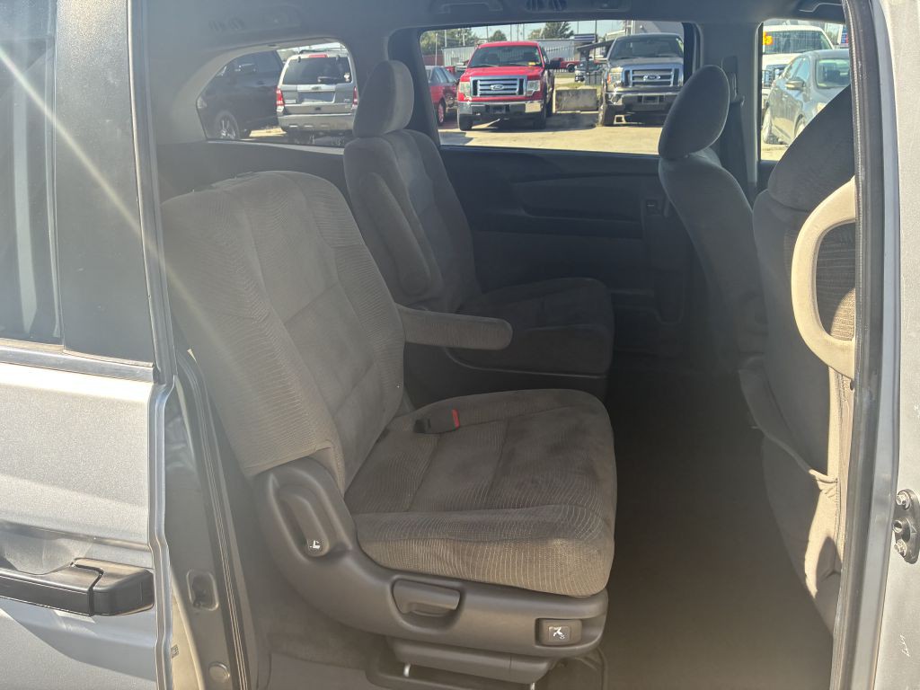 2011 Honda Odyssey Image 9