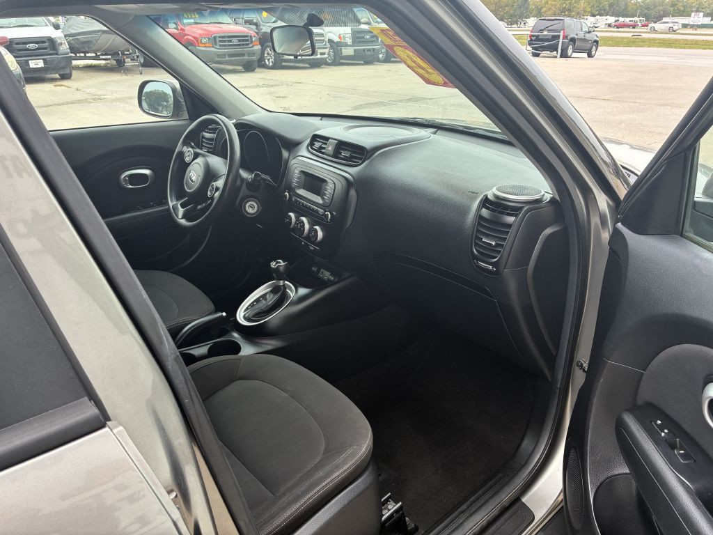 2015 Kia Soul Image 6