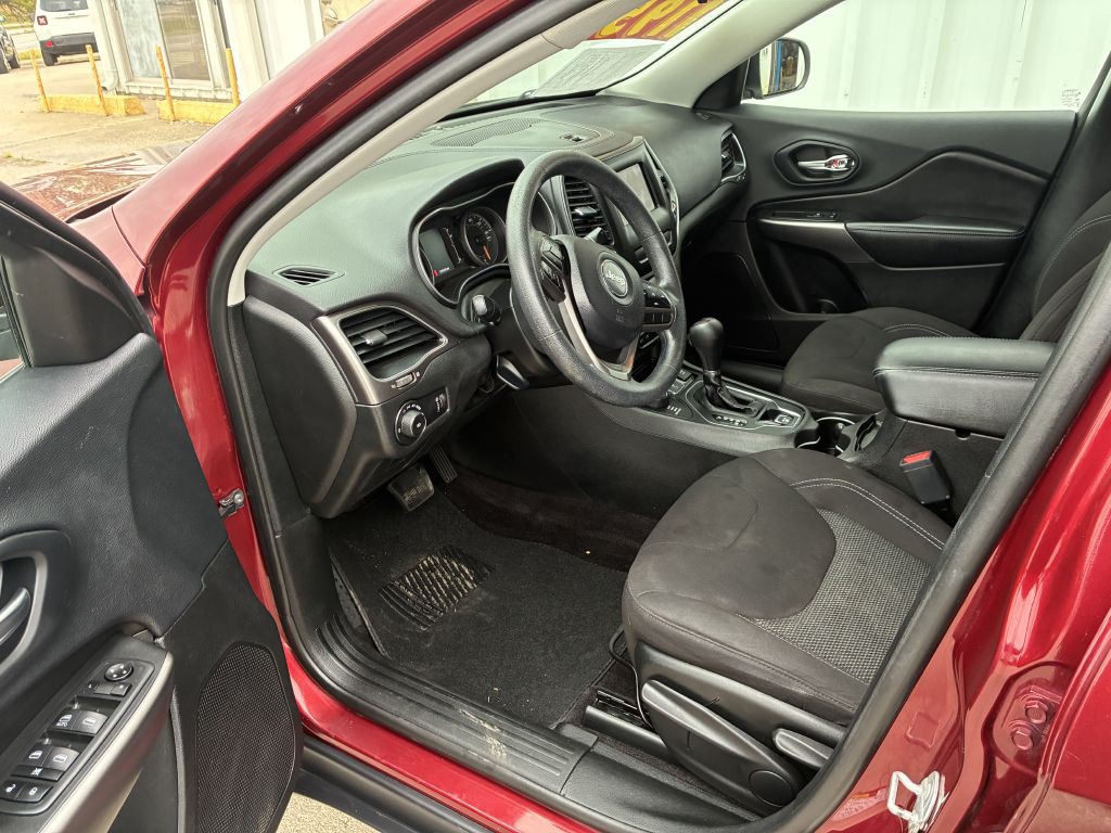 2019 Jeep Cherokee Image 4