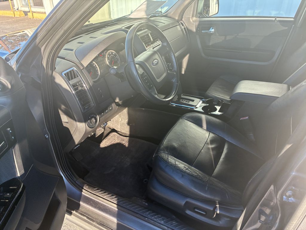 2010 Ford Escape Image 4