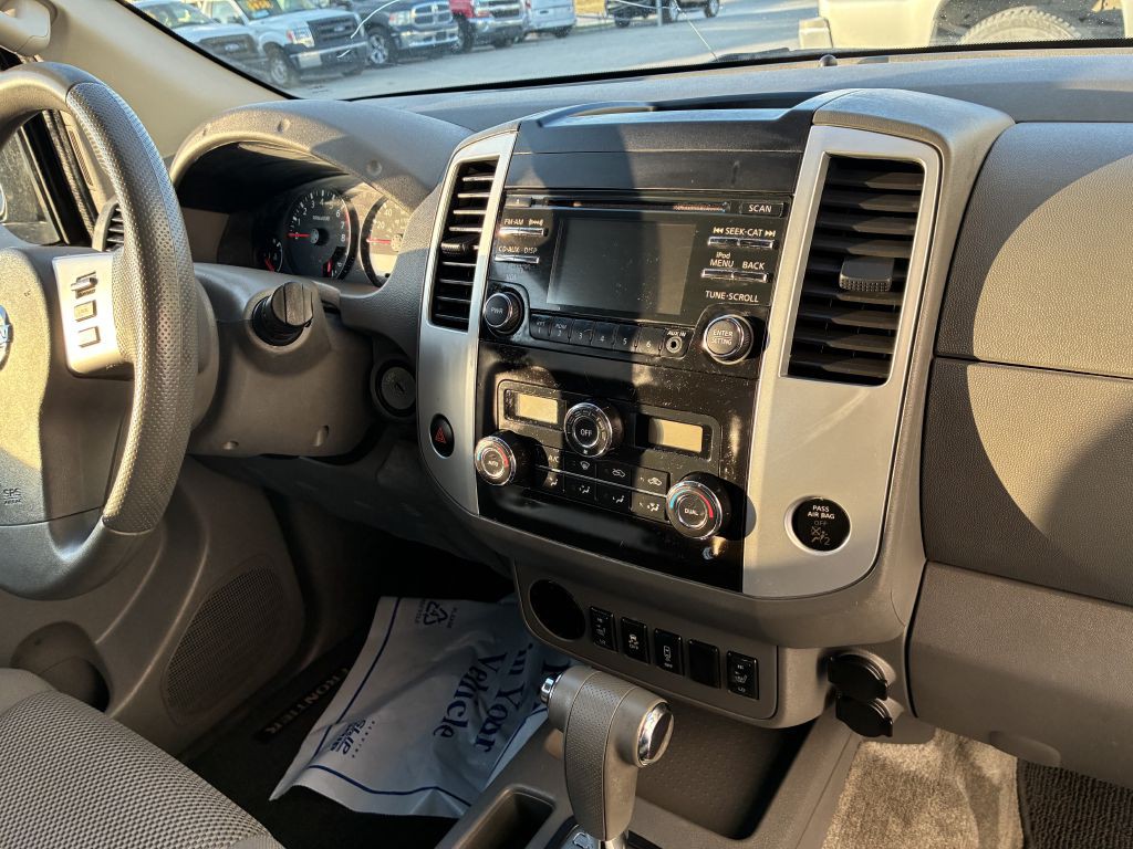 2014 Nissan Frontier Image 7