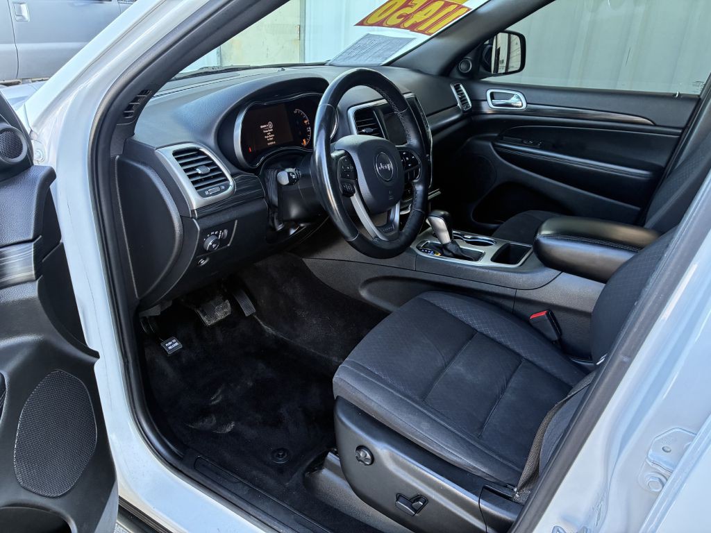 2019 Jeep Grand Cherokee Image 4