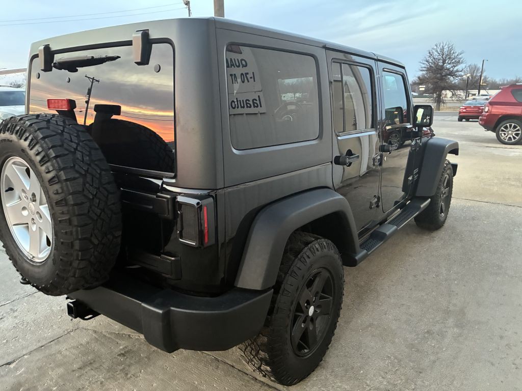 2013 Jeep Wrangler Unlimited Image 9