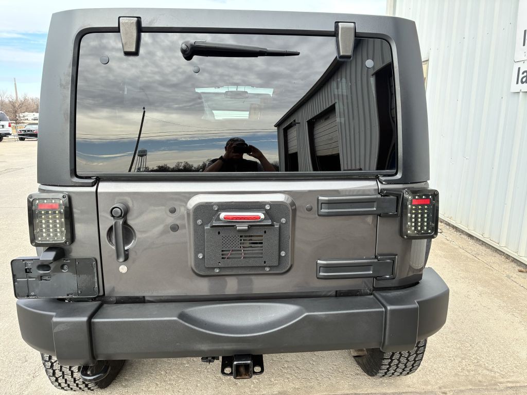 2017 Jeep Wrangler Unlimited Image 3