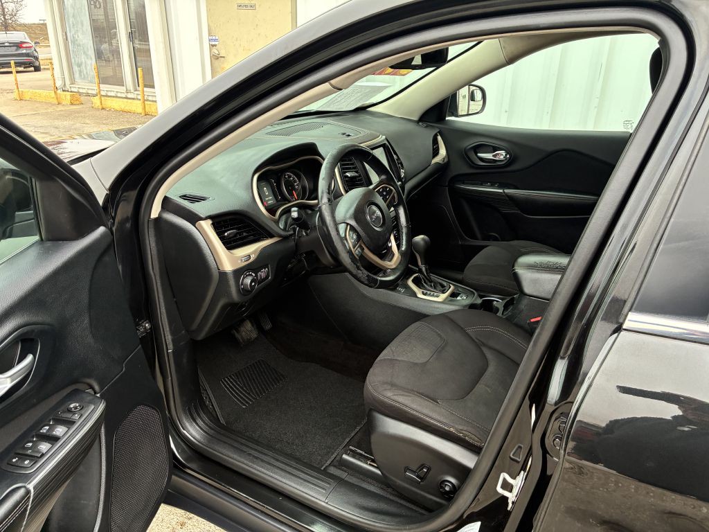 2016 Jeep Cherokee Image 4