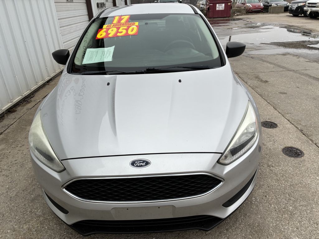 2017 Ford Focus Image 2