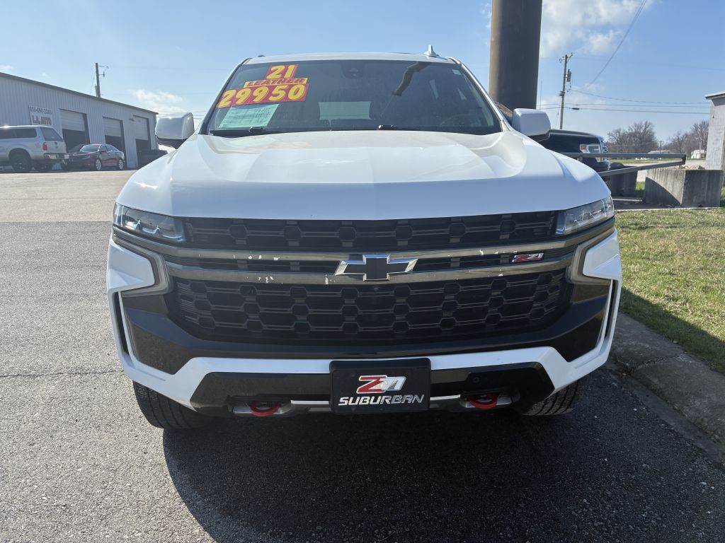 2021 Chevrolet Suburban Image 2