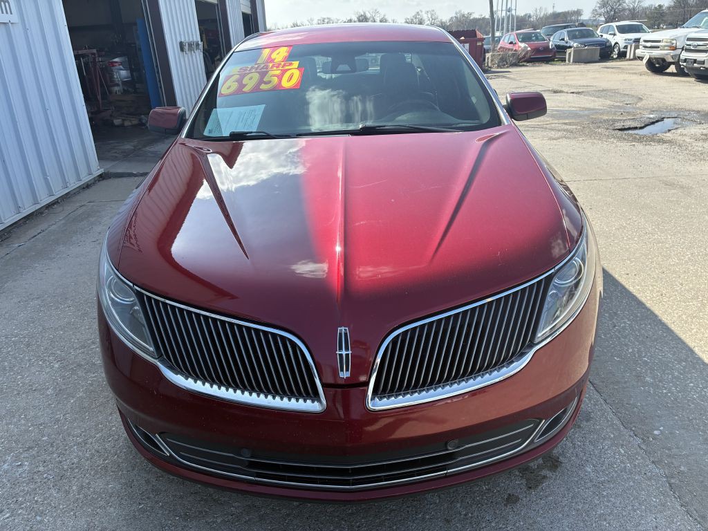 2014 Lincoln MKS Image 2