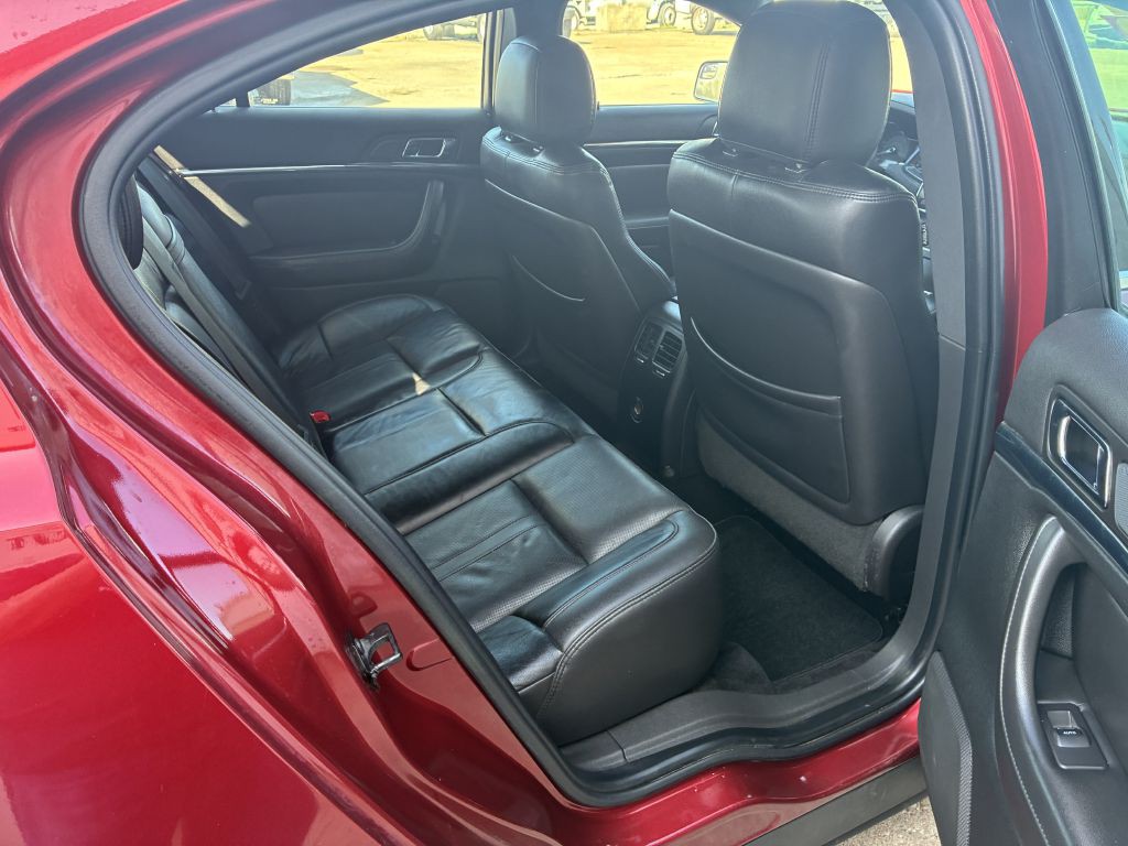 2014 Lincoln MKS Image 7