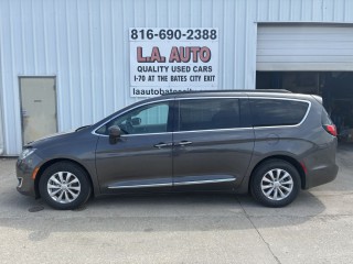 Image for 2017 Chrysler Pacifica Touring L ID: 7312448