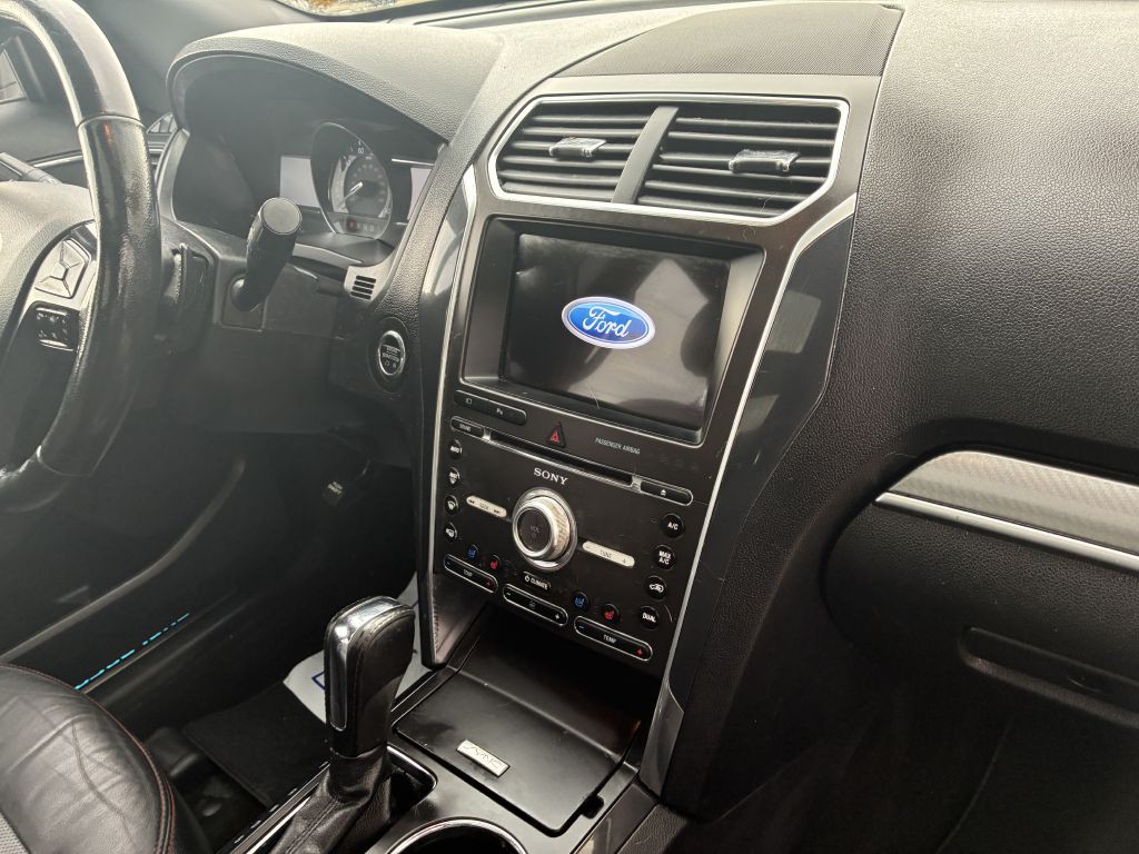 2017 Ford Explorer Image 10
