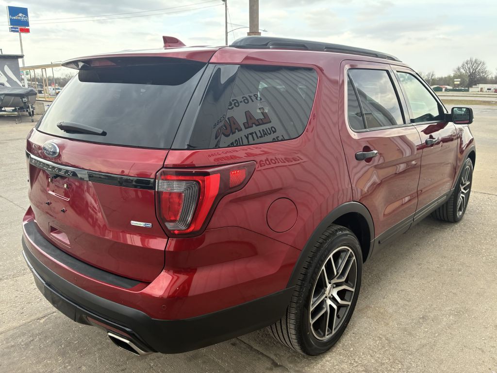 2017 Ford Explorer Image 12