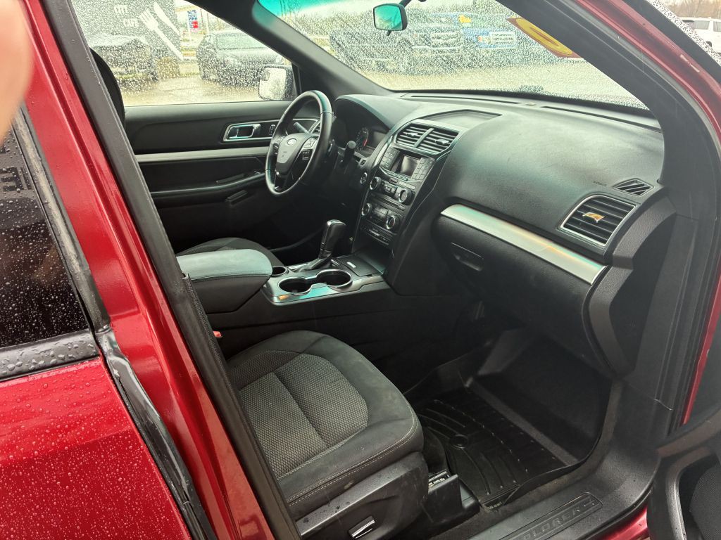 2017 Ford Explorer Image 6