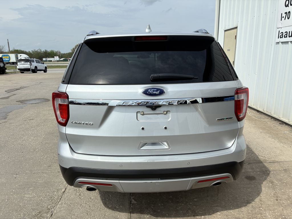 2016 Ford Explorer Image 3