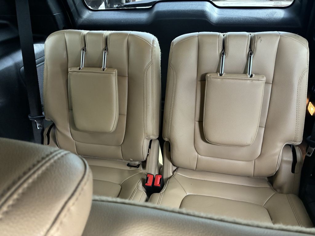 2016 Ford Explorer Image 6