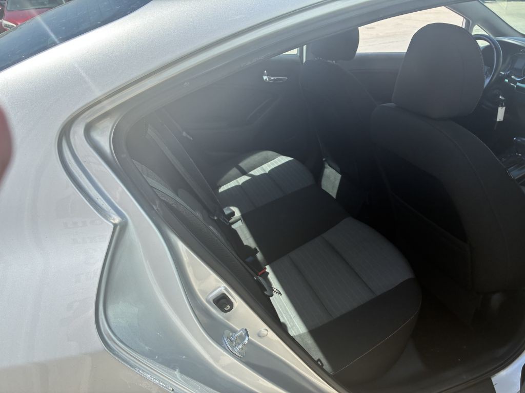2014 Kia Forte Image 8