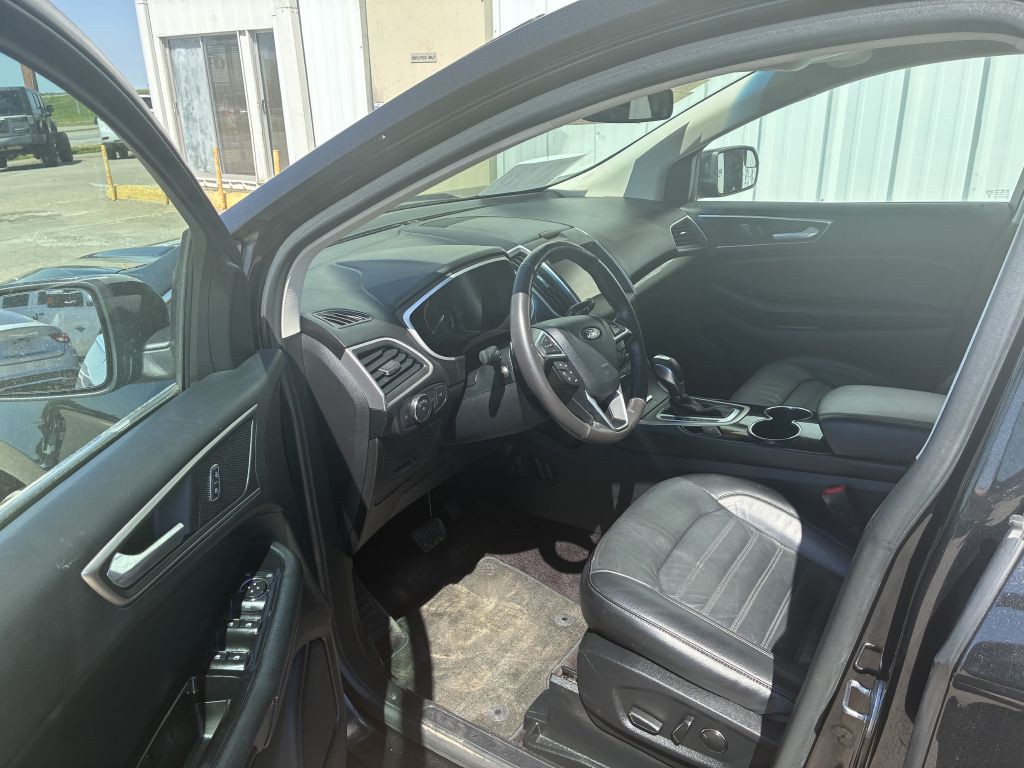2015 Ford Edge Image 4