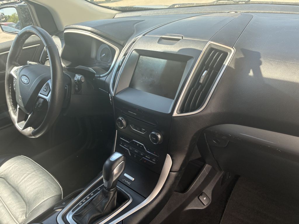 2015 Ford Edge Image 8