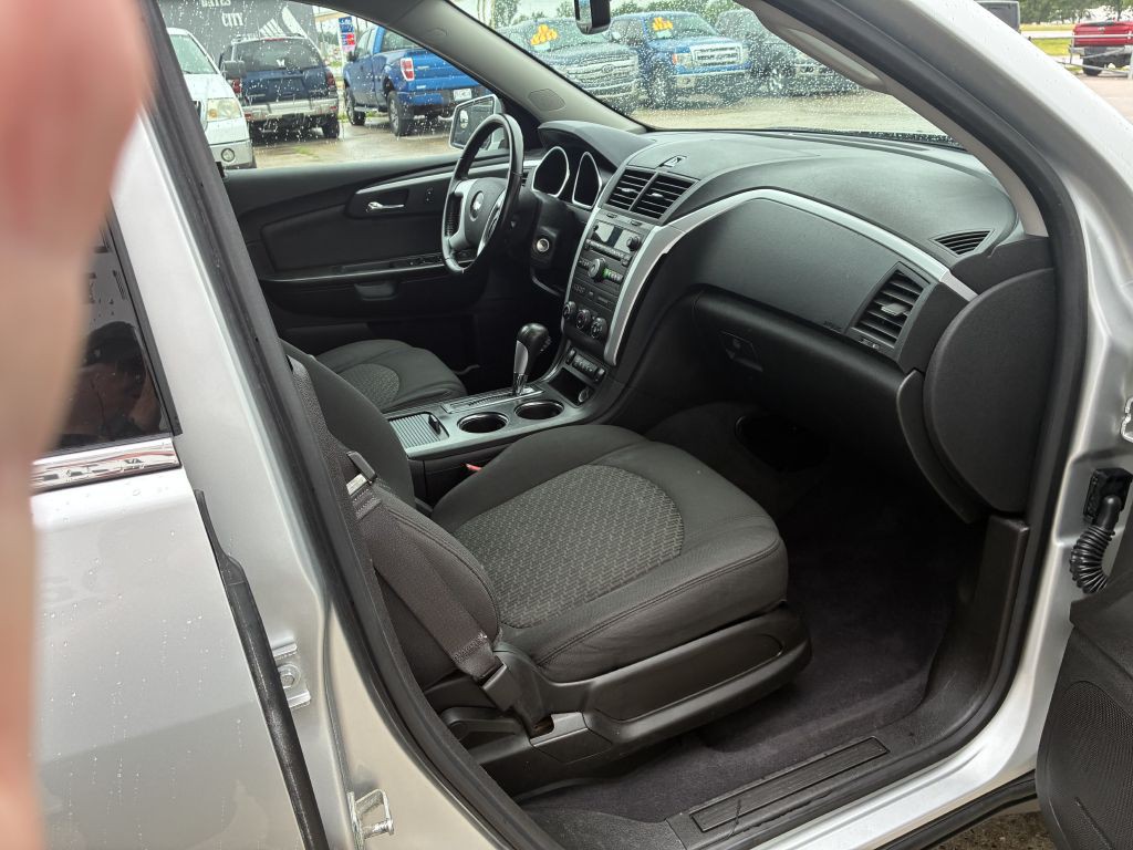 2012 Chevrolet Traverse Image 8