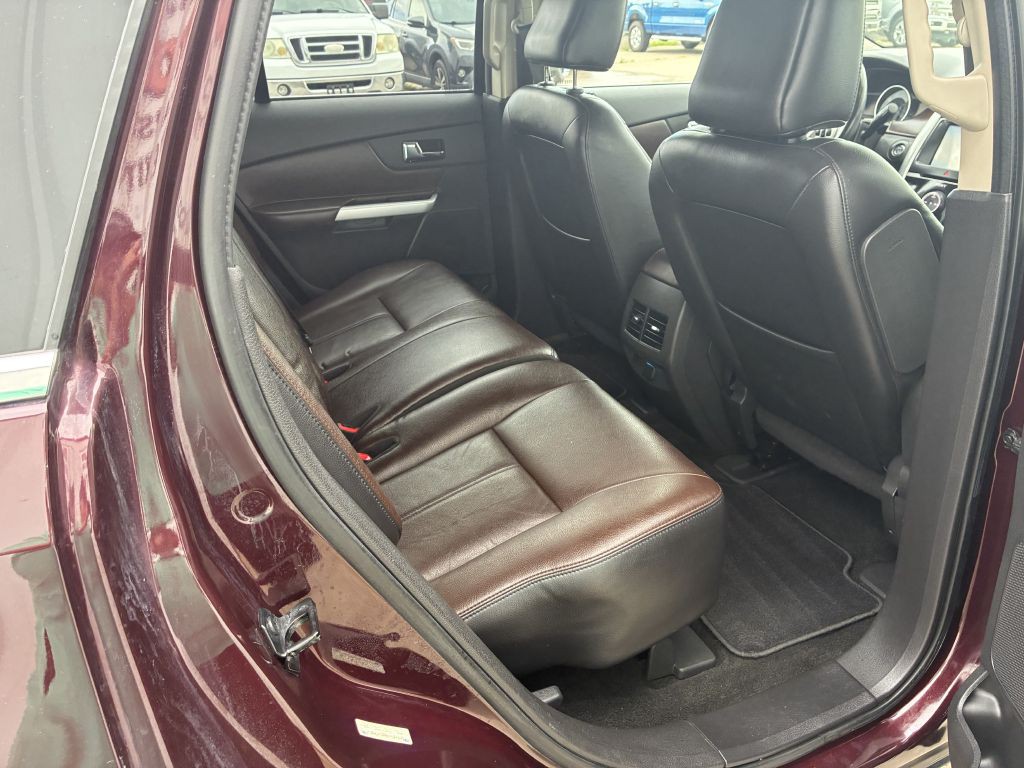 2011 Ford Edge Image 10