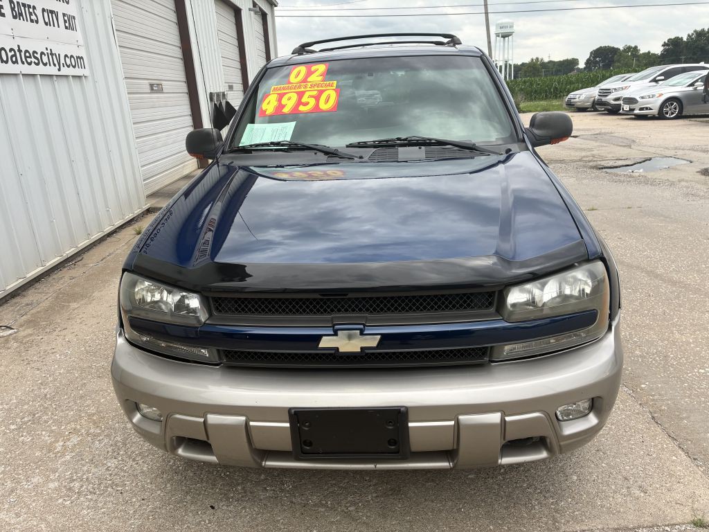 2002 Chevrolet Trailblazer Image 2