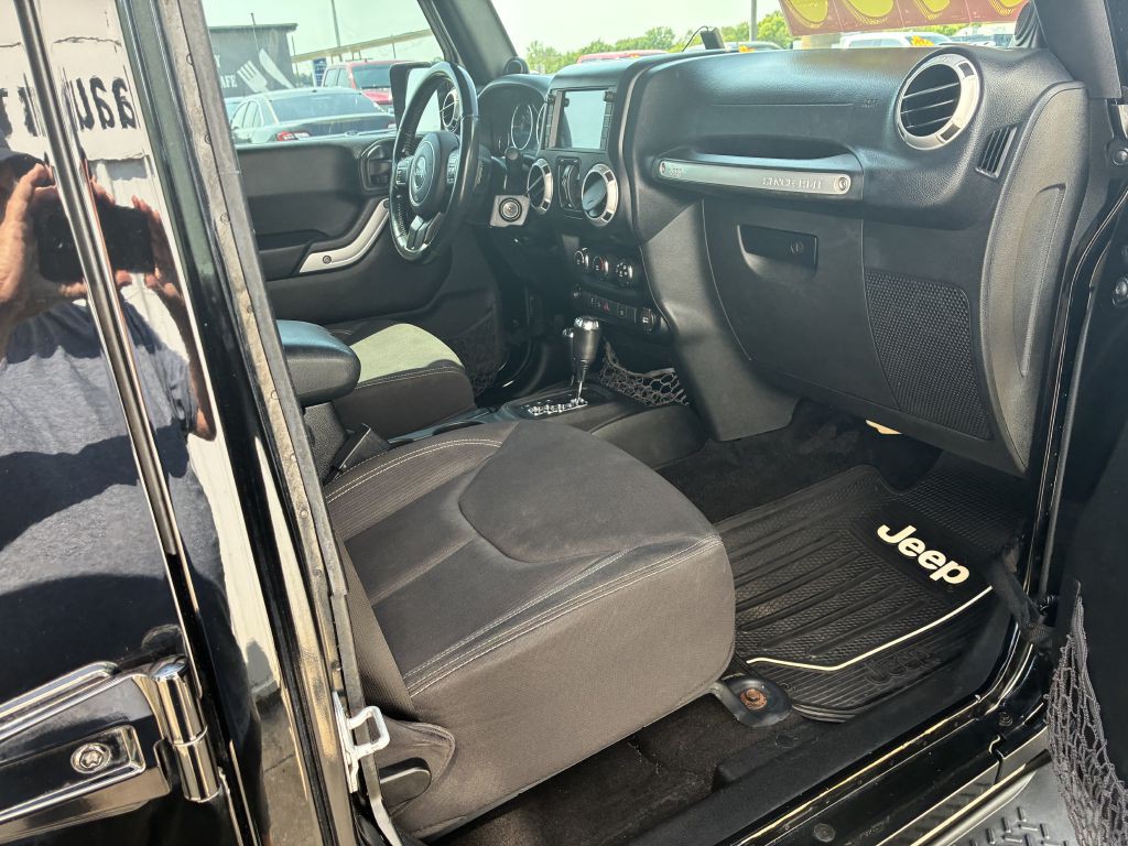 2013 Jeep Wrangler Unlimited Image 6