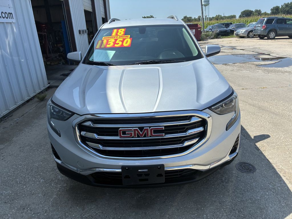 2018 GMC Terrain Image 2