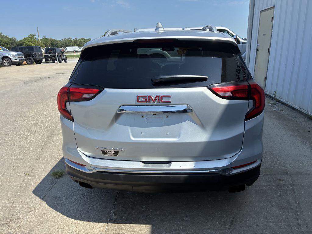 2018 GMC Terrain Image 3
