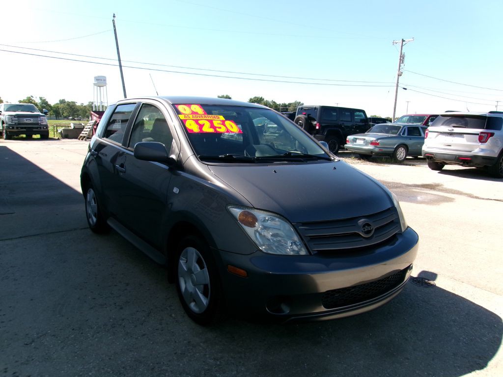 2004 Scion xA Image 4